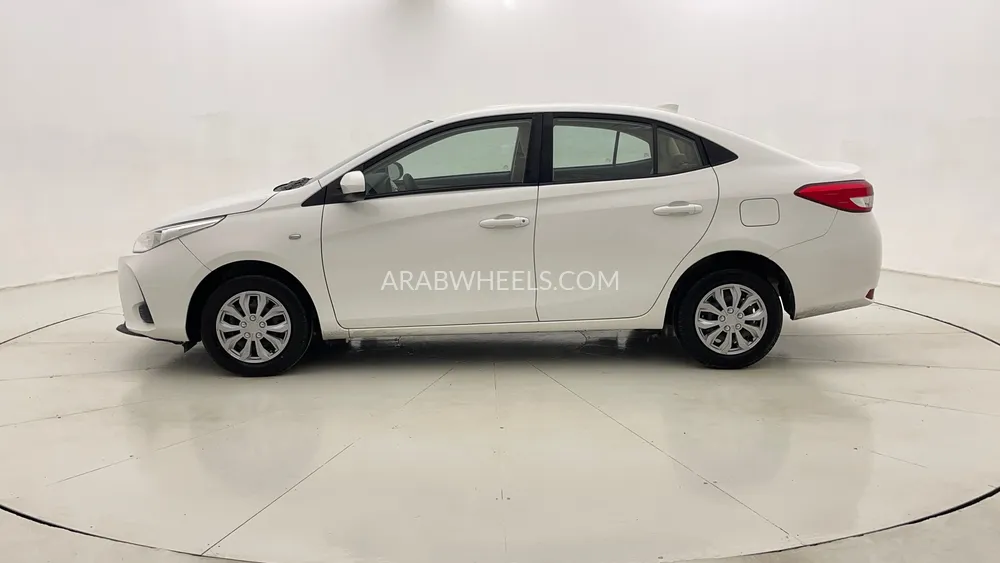 Toyota Yaris 2022 for Sale in Dubai Image-6