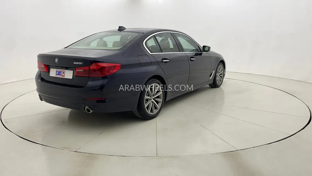 BMW 5 series 2018 for Sale in Dubai Image-3