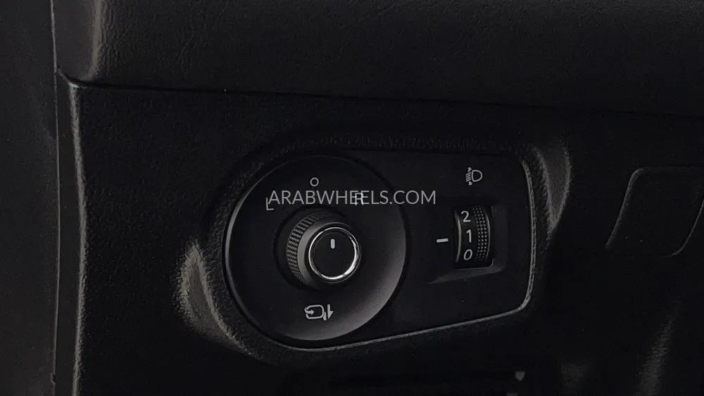 MG 5 2024 for Sale in Dubai Image-42