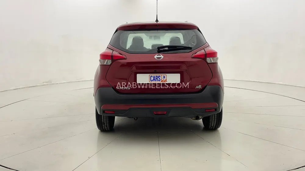 Nissan Kicks 2020 for Sale in Dubai Image-4