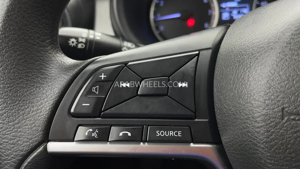 Nissan Kicks 2020 for Sale in Dubai Image-32