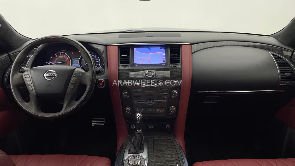 Nissan Patrol 2018 for Sale in Dubai Image-12