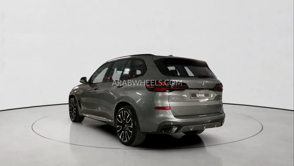 BMW X5 2024 for Sale in Sharjah Image-4