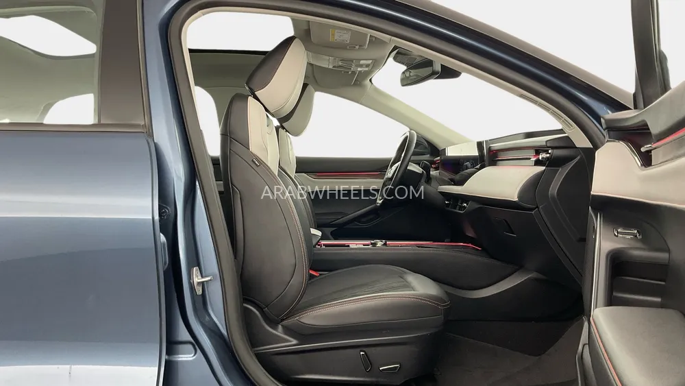 Ford Taurus 2024 for Sale in Sharjah Image-25