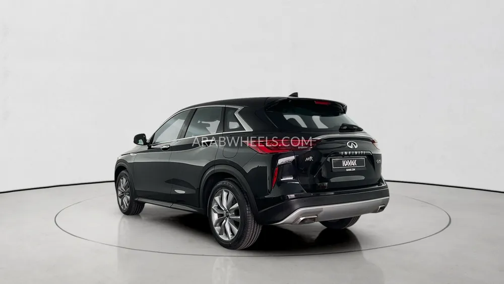 Infiniti QX50 2022 for Sale in Sharjah Image-4