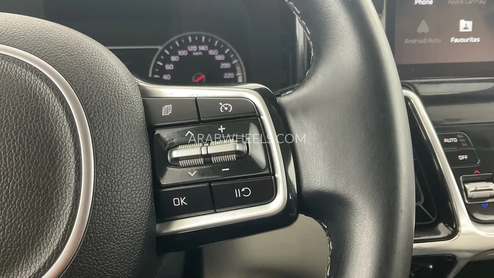 Kia Sorento 2022 for Sale in Sharjah Image-21