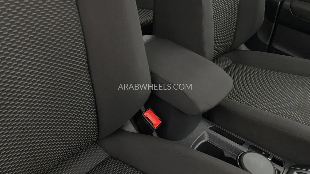 Volkswagen T Roc 2021 for Sale in Dubai Image-34