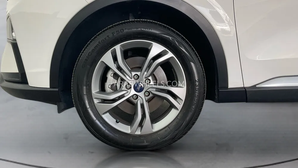 فورد تيريتوري 2023 for Sale in الشارقة Image-9