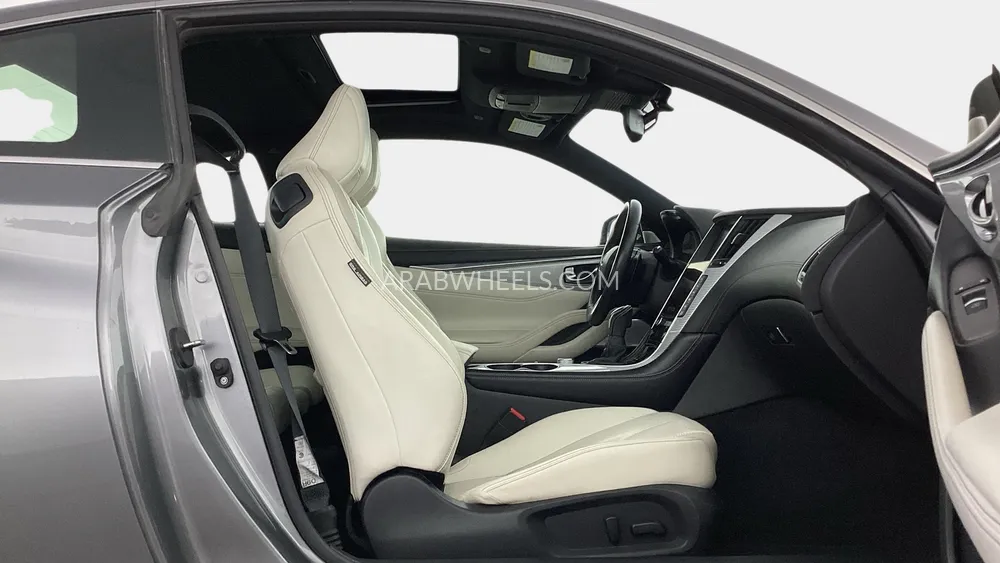 Infiniti Q60 2018 for Sale in Sharjah Image-14