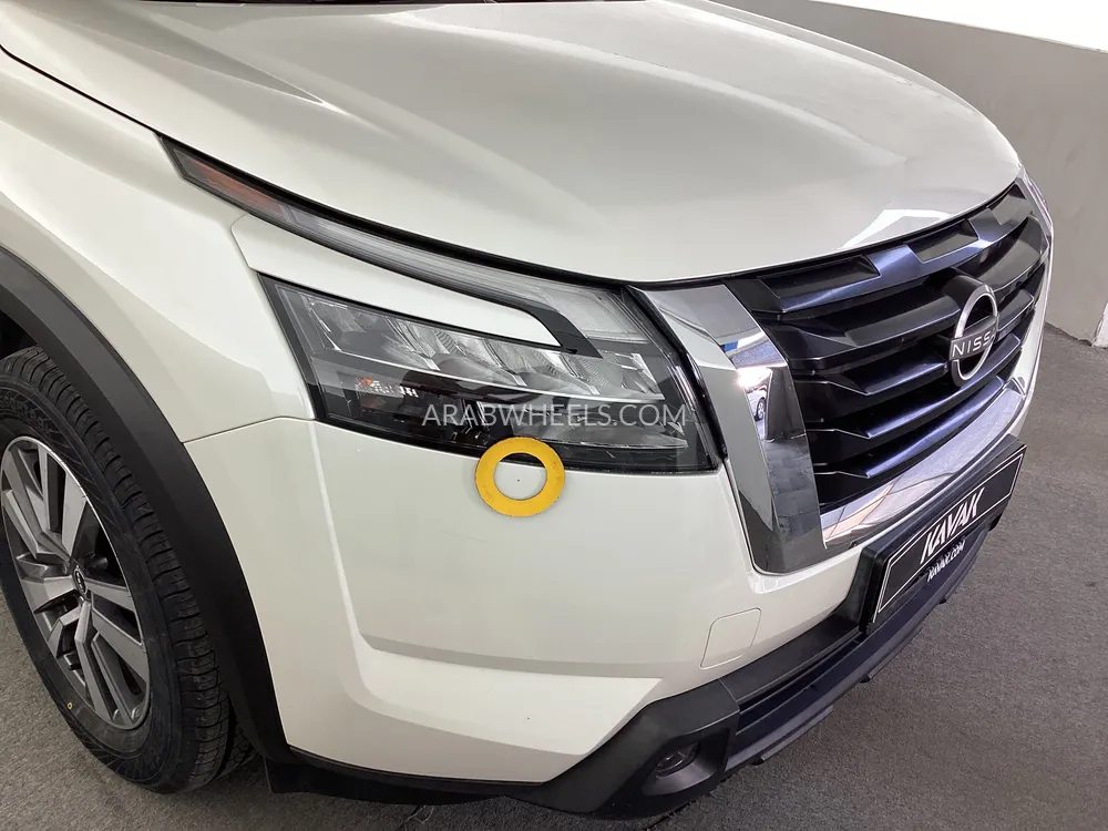 Nissan Pathfinder 2023 for Sale in Dubai Image-27