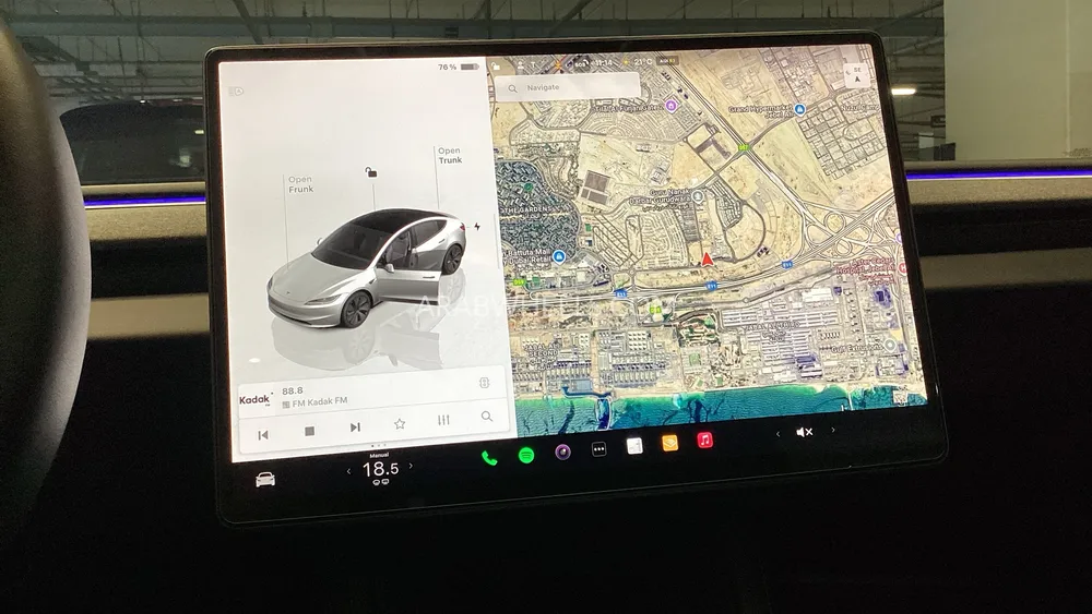 Tesla Model 3 2024 for Sale in Dubai Image-21