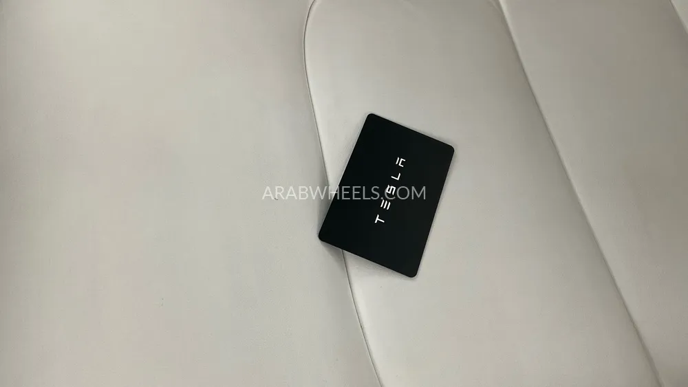 Tesla Model 3 2022 for Sale in Sharjah Image-14