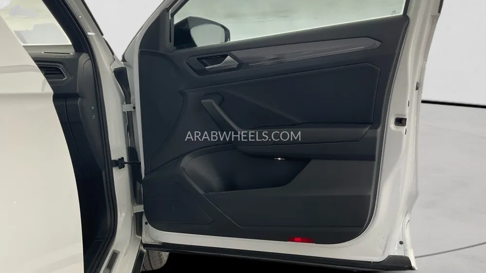 Volkswagen T Roc 2021 for Sale in Dubai Image-24