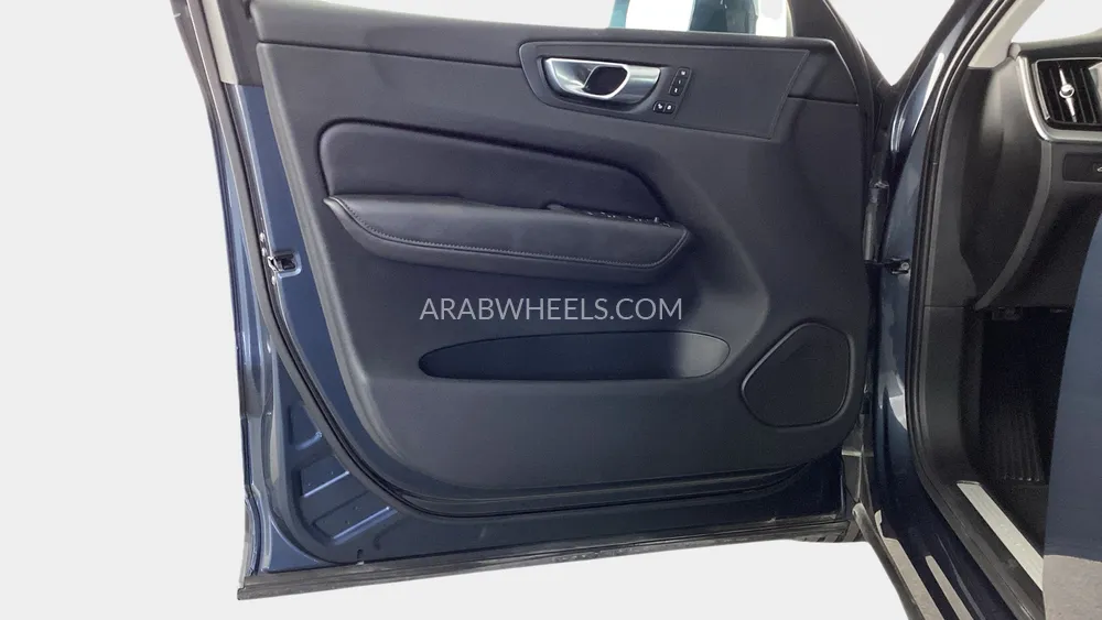 فولفو إكس سي 60 2024 for Sale in دبي Image-14