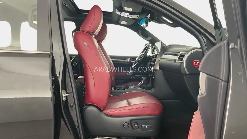 Lexus GX 2022 for Sale in Sharjah Image-12