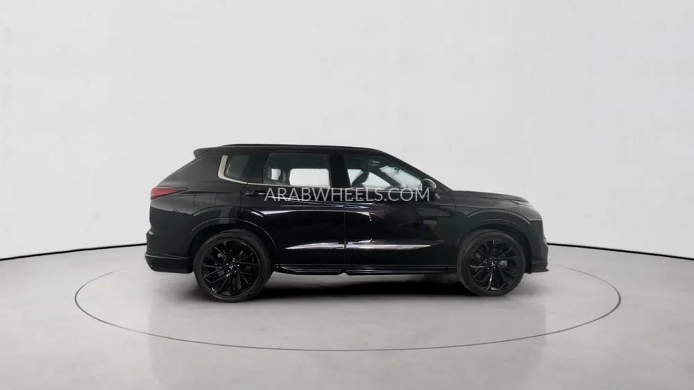 ميتسوبيشي أوتلاندر 2023 for Sale in دبي Image-8