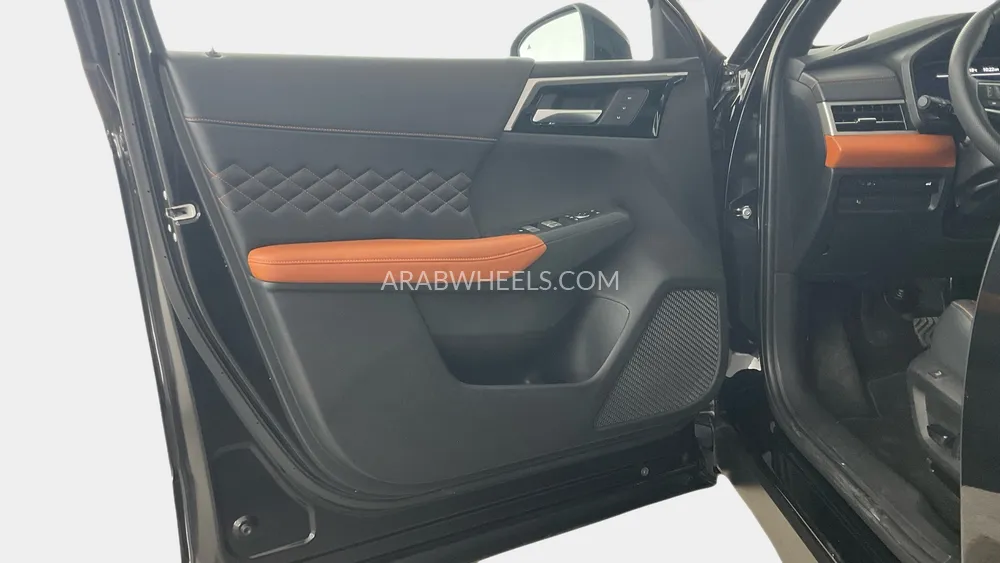 ميتسوبيشي أوتلاندر 2023 for Sale in دبي Image-18