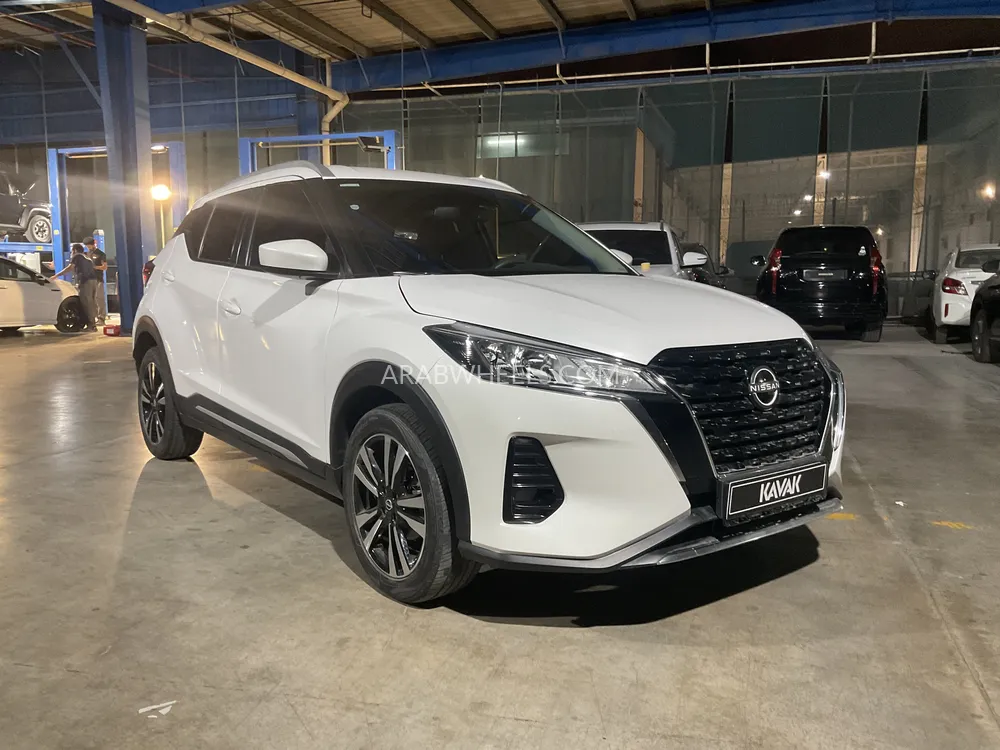 Nissan Kicks 2023 for Sale in Sharjah Image-3