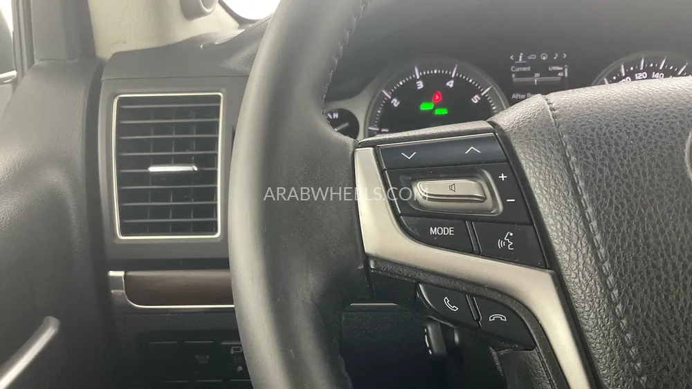 Toyota Land Cruiser 2019 for Sale in Sharjah Image-20