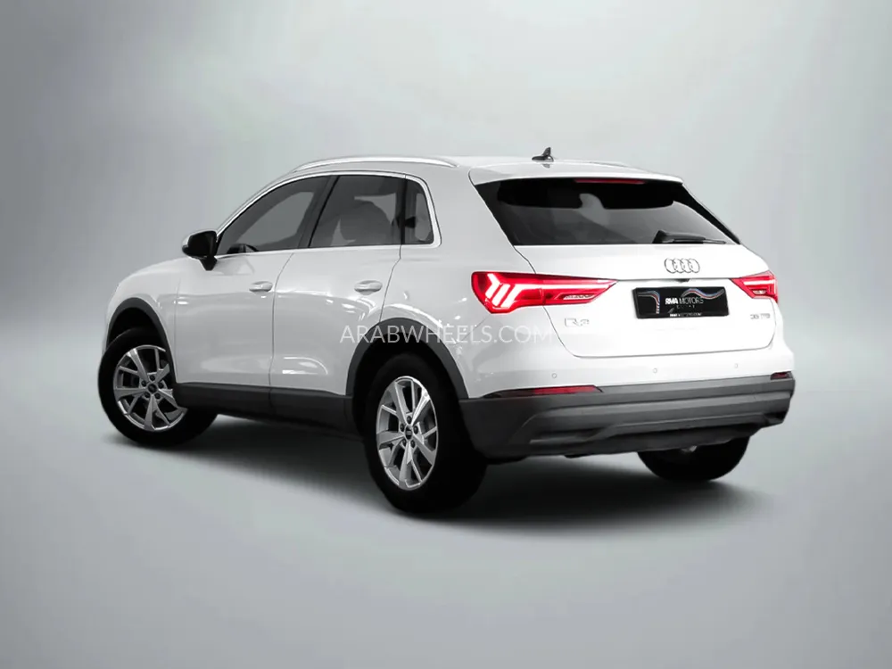 Audi Q3 2021 for Sale in Dubai Image-2