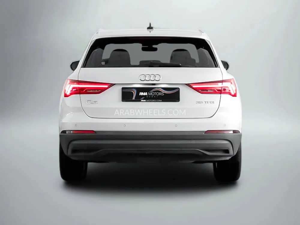 Audi Q3 2021 for Sale in Dubai Image-4