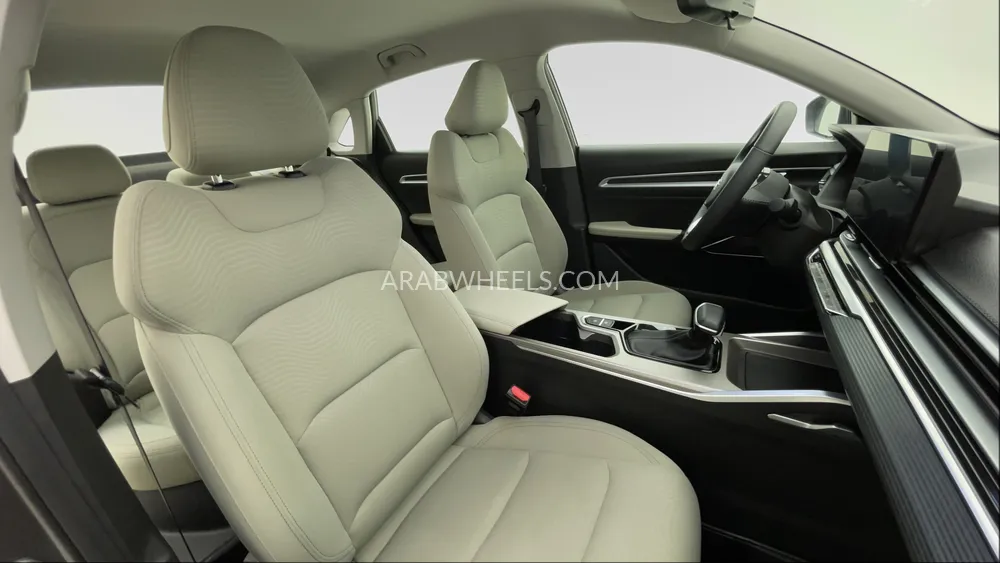 جيلي إمجراند 2025 for Sale in دبي Image-25