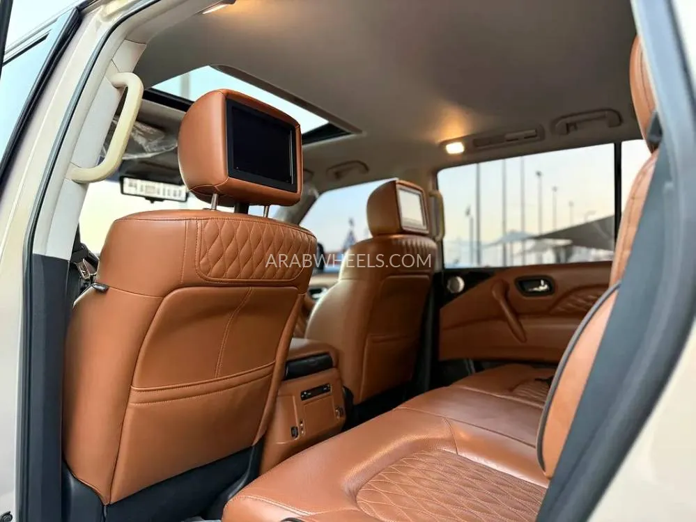 Infiniti QX80 2021 for Sale in Sharjah Image-4