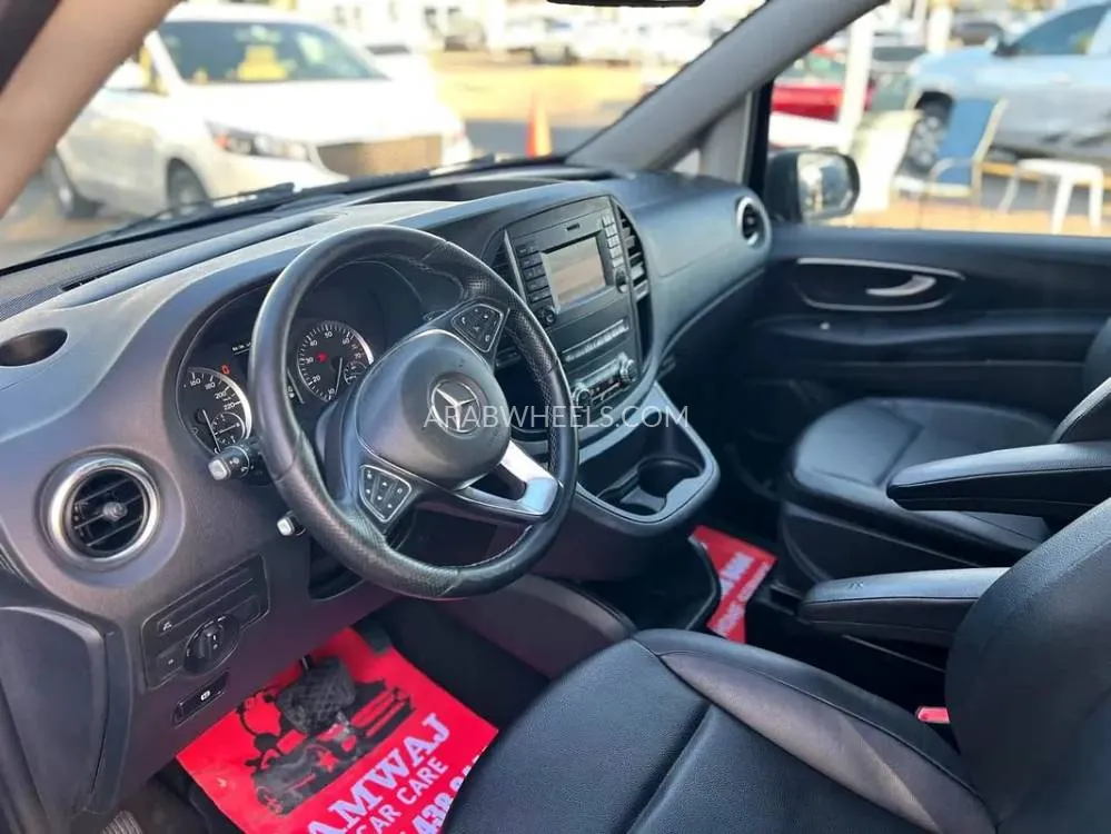Mercedes Benz Vito 2019 for Sale in Sharjah Image-6