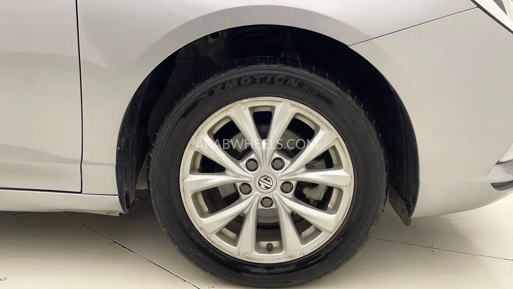 MG 5 2023 for Sale in Dubai Image-10