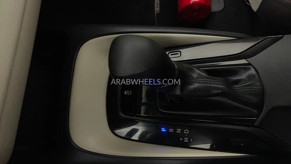تويوتا كورولا 2020 for Sale in دبي Image-16