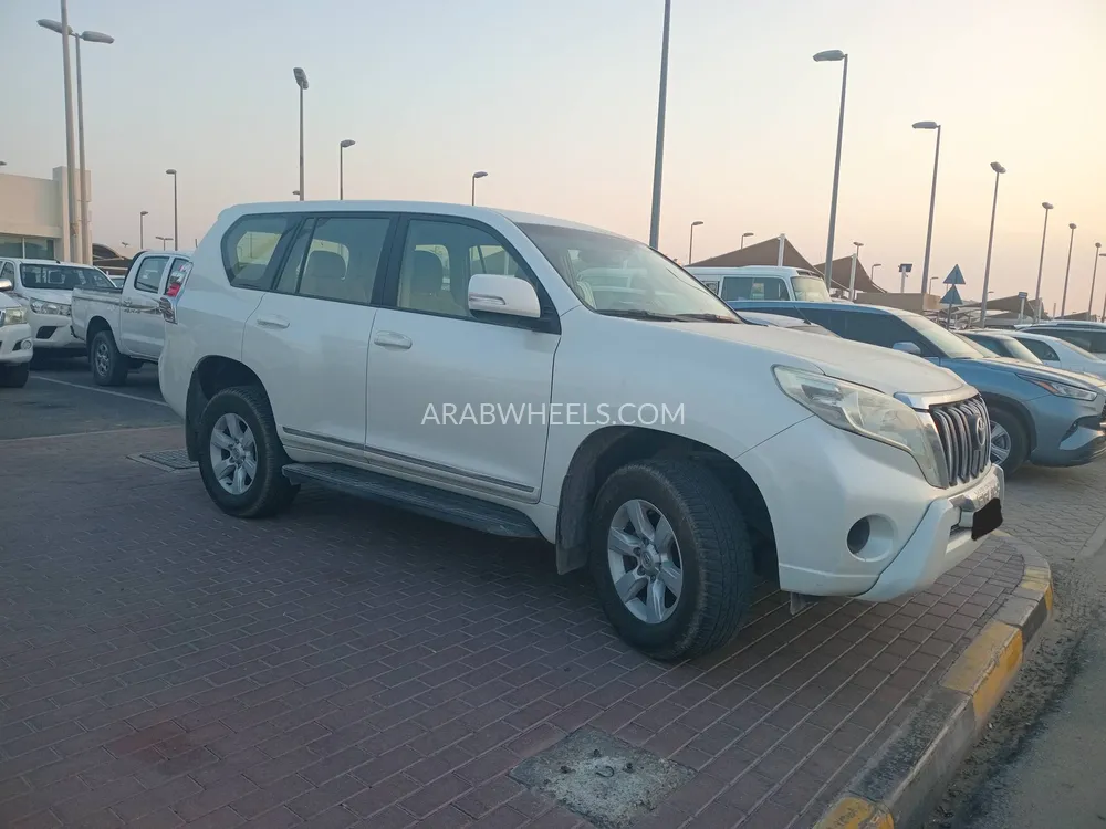 Toyota Land Cruiser Prado 2016 for Sale in Sharjah Image-3