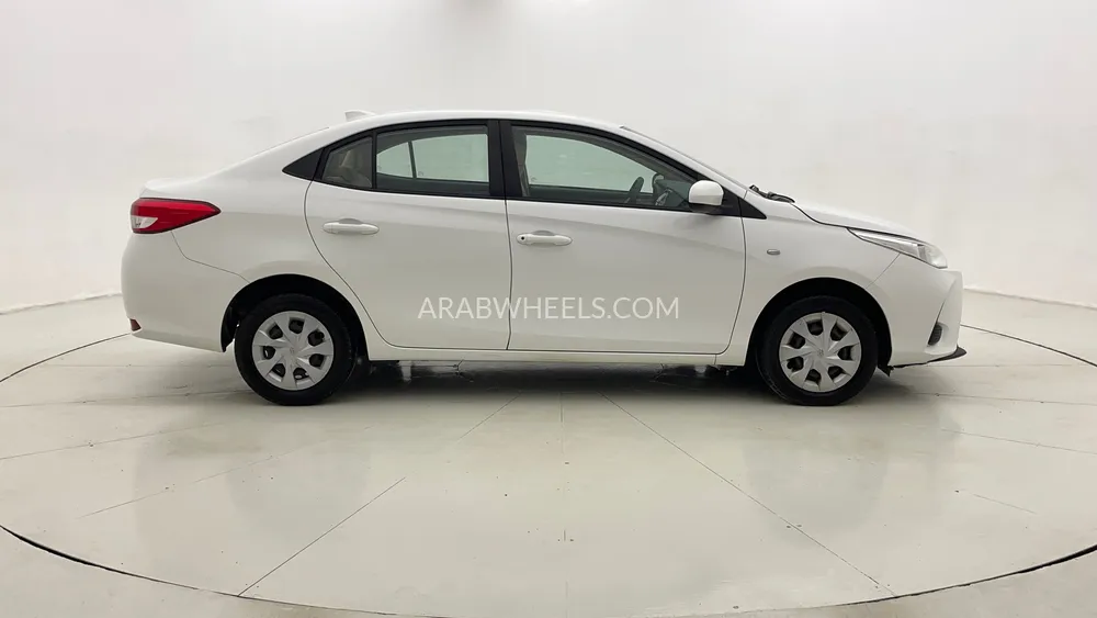 تويوتا يارس 2022 for Sale in دبي Image-2