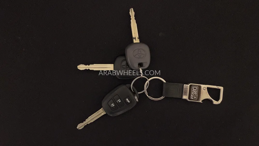 تويوتا يارس 2022 for Sale in دبي Image-24