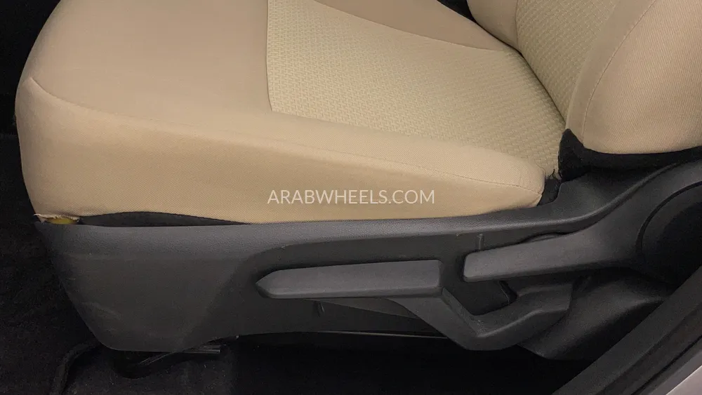 تويوتا يارس 2023 for Sale in دبي Image-19