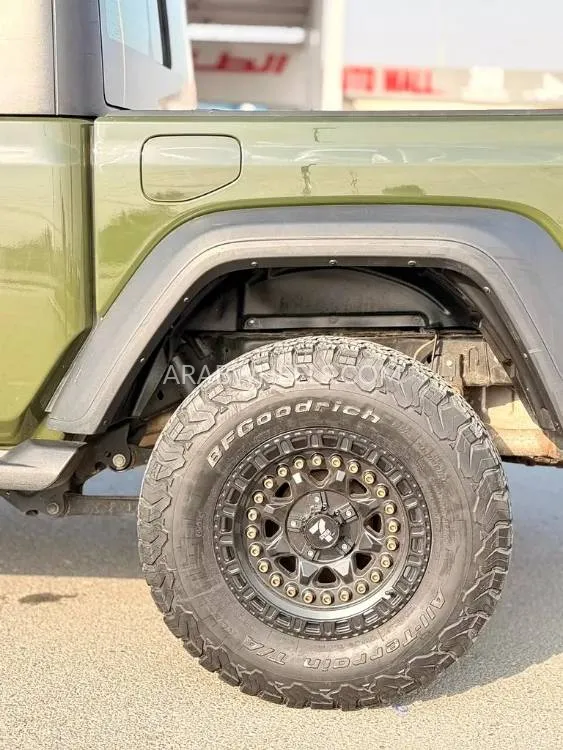 جيب غلادياتور 2022 for Sale in دبي Image-13