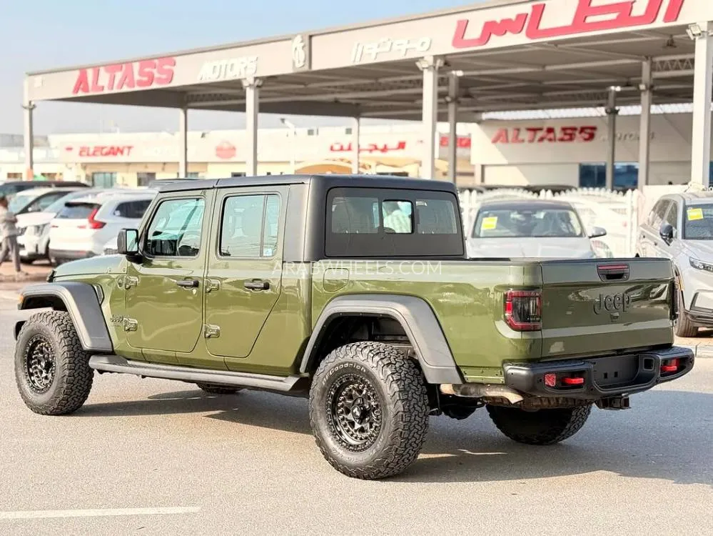 جيب غلادياتور 2022 for Sale in دبي Image-18