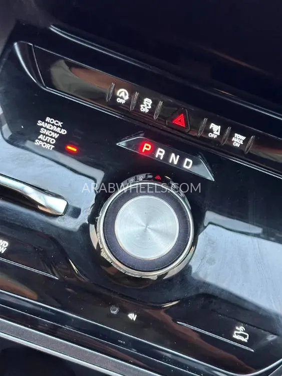 جيب جراند واجونير 2023 for Sale in دبي Image-2