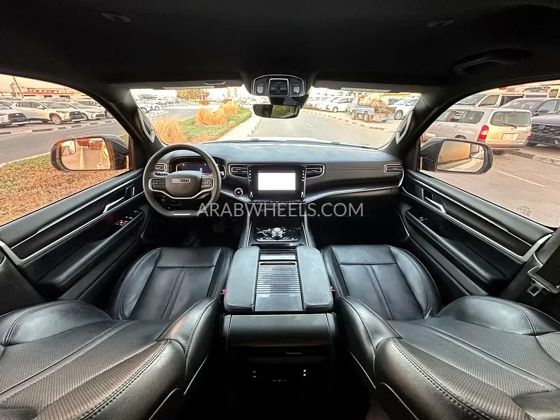 جيب جراند واجونير 2023 for Sale in دبي Image-5