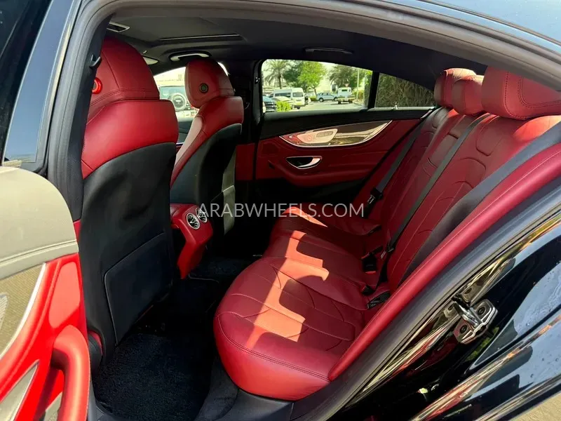Mercedes Benz CLS Class 2021 for Sale in Dubai Image-4