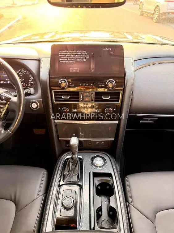 Nissan Armada 2021 for Sale in Dubai Image-8