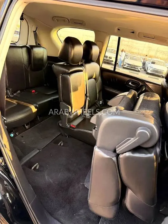 Nissan Armada 2022 for Sale in Dubai Image-5
