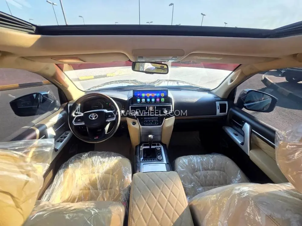 Toyota Land Cruiser 2009 for Sale in Sharjah Image-11