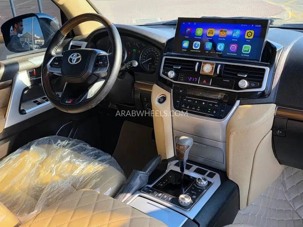 Toyota Land Cruiser 2009 for Sale in Sharjah Image-6