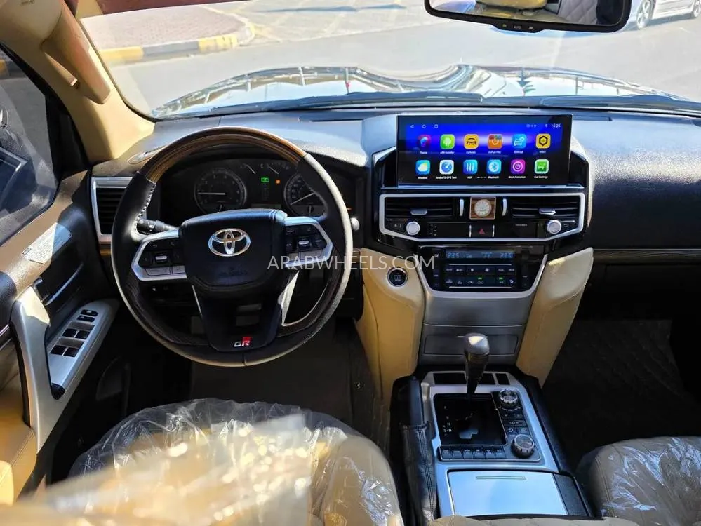 Toyota Land Cruiser 2009 for Sale in Sharjah Image-7