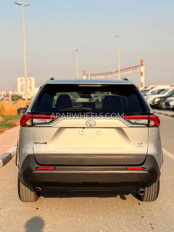 Toyota Rav4 2019 for Sale in Dubai Image-9
