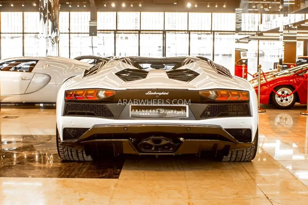 Lamborghini Aventador 2018 for Sale in Abu Dhabi Image-15