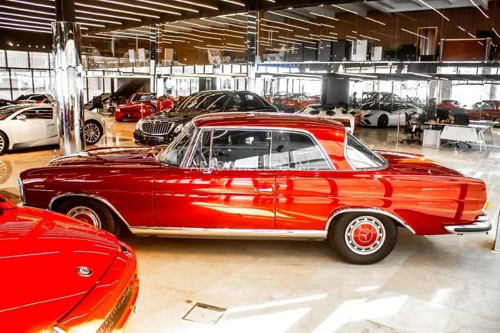 مرسيدس بنز 280 1970 for Sale in أبو ظبي Image-12