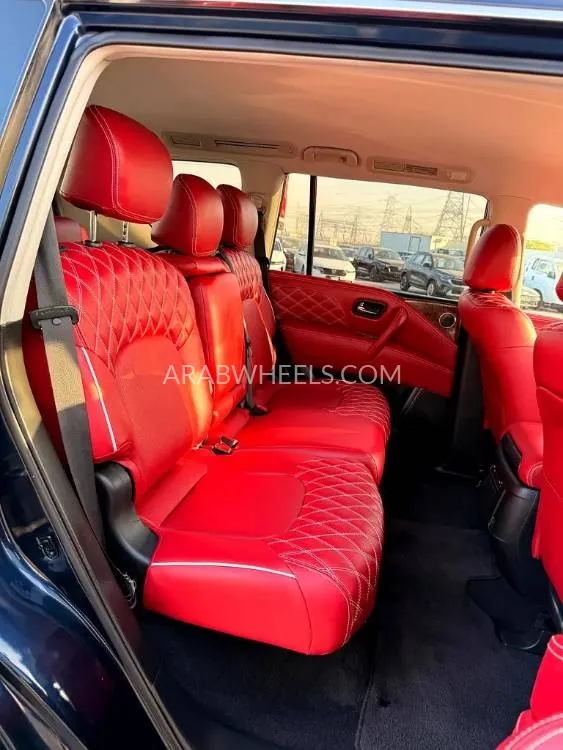 Nissan Armada 2021 for Sale in Dubai Image-11