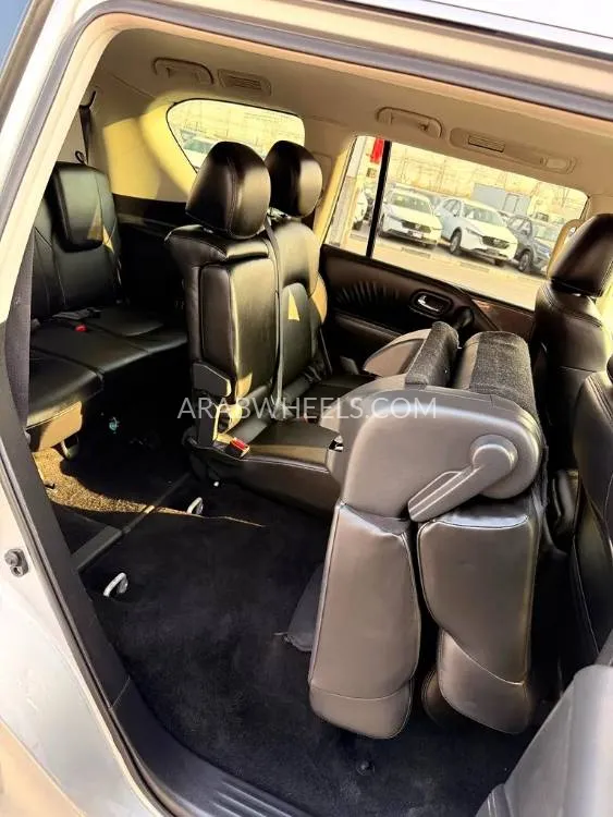 Nissan Armada 2022 for Sale in Dubai Image-5