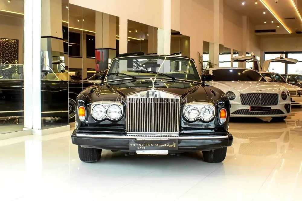 Rolls Royce Corniche 1985 for Sale in Abu Dhabi Image-3